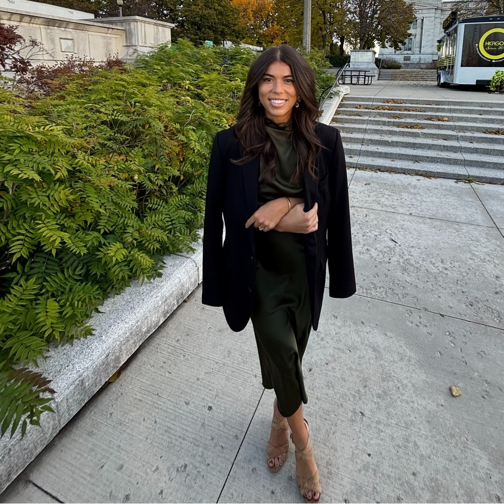 Meet your Posher, Gabrielle